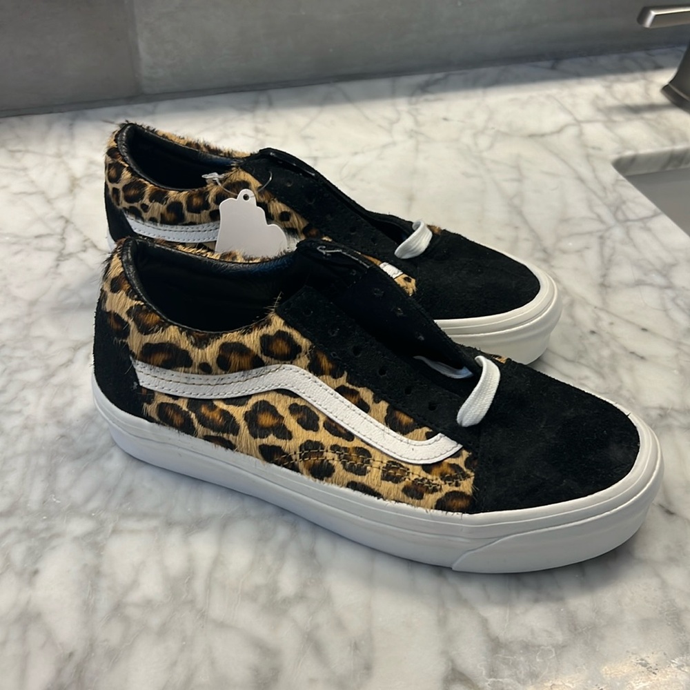 Cheetah classic vans